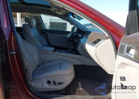 2016 Hyundai Genesis 3.8 from USA, damaged, VIN KMHGN4JE9GU112330